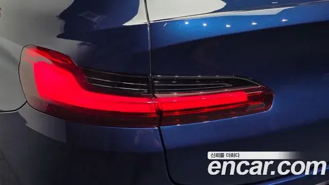 BMW X4 2021 — ფოტო 11/32