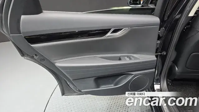 Genesis G80 2020 — Şəkil 16/32