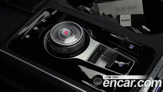 Kia Carnival 2025 — ფოტო 21/35