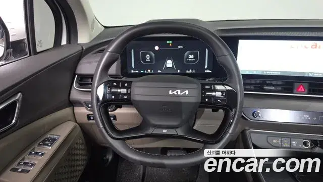 Kia Carnival 2025 — ფოტო 11/35