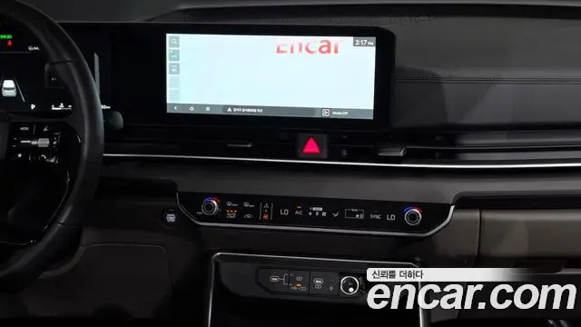 Kia Carnival 2025 — ფოტო 16/35
