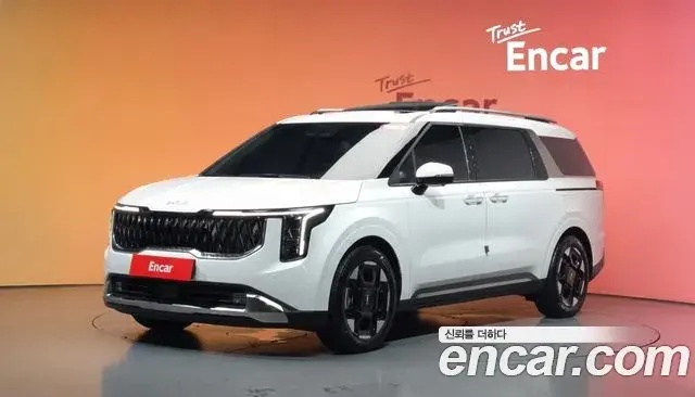 Kia Carnival 2025 — ფოტო 28/35