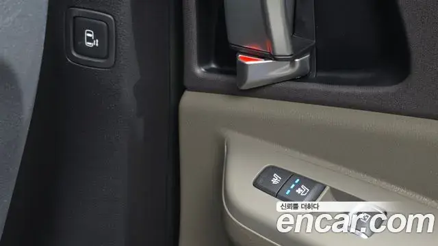 Kia Carnival 2025 — ფოტო 34/35