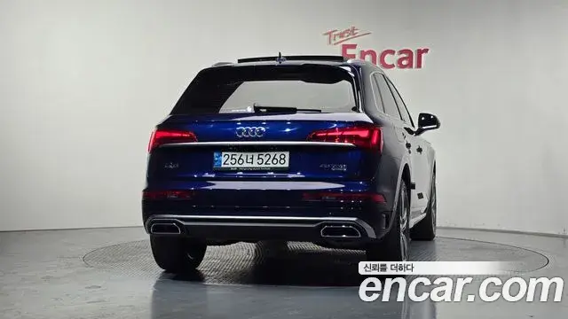 Audi Q5 2021 — Фото 4/20