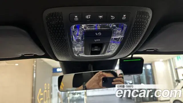 Mercedes-Benz GLB-Class 2025 — Photo 14/20