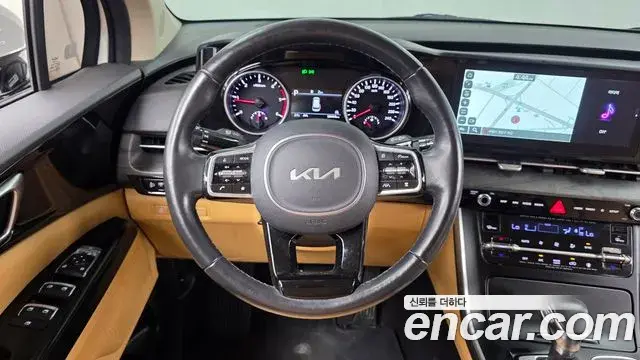 Kia Carnival 2022 — Фото 13/20