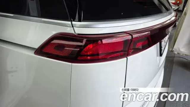 Kia Carnival 2022 — Şəkil 13/32