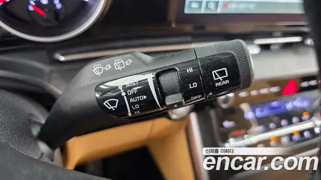 Kia Carnival 2022 — Şəkil 9/32