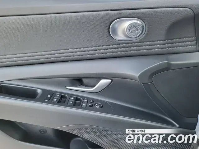 Hyundai Avante 2021 — Фото 8/19