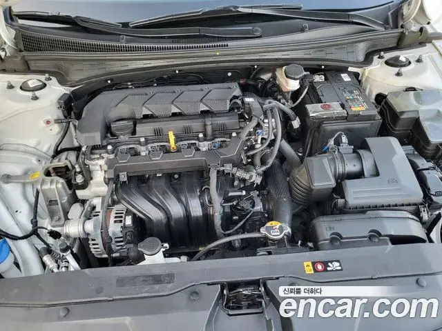 Hyundai Avante 2021 — Фото 15/19