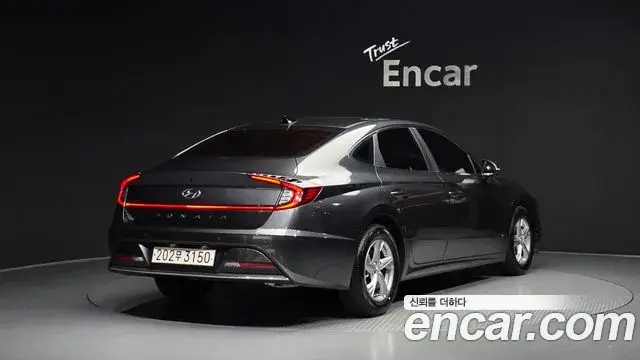 Hyundai Sonata 2019 — Фото 2/20