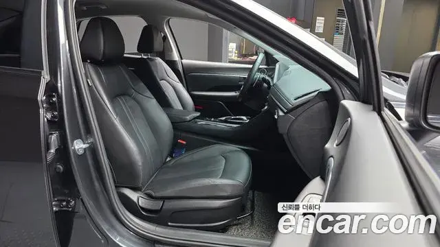 Hyundai Sonata 2019 — Фото 11/20