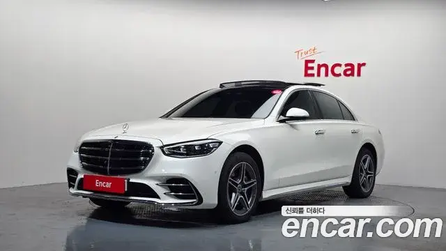 Mercedes-Benz S-Class 2022 — Photo 20/36