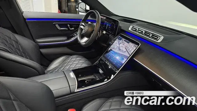 Mercedes-Benz S-Class 2022 — Photo 9/36
