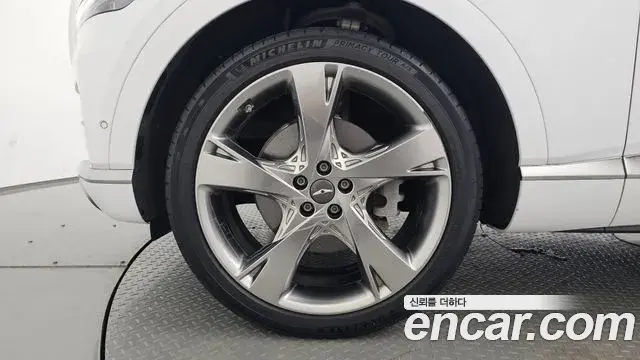 Genesis GV80 2021 — Photo 25/31
