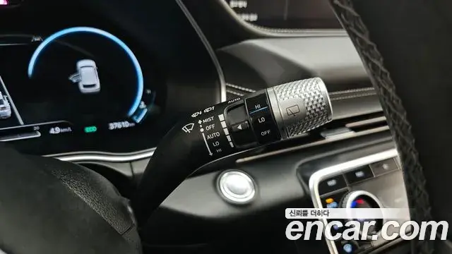 Genesis GV80 2021 — Photo 15/31