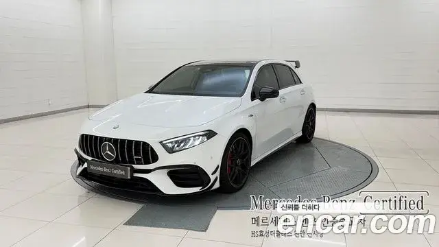 Mercedes-Benz A-Class 2025 — Photo 2/20