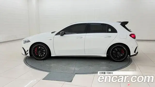 Mercedes-Benz A-Class 2025 — Photo 9/20
