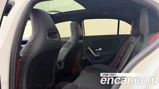 Mercedes-Benz A-Class 2025 — Photo 16/20