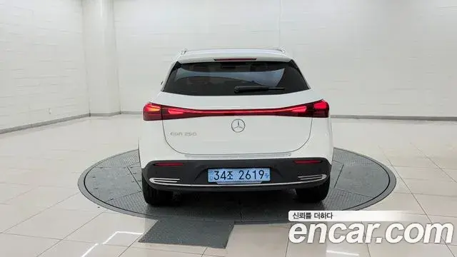 Mercedes-Benz EQA 2025 — Şəkil 18/20