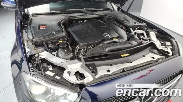 Mercedes-Benz E-Class 2021 — Şəkil 30/36