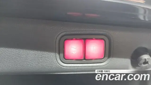 Mercedes-Benz E-Class 2021 — Şəkil 23/36