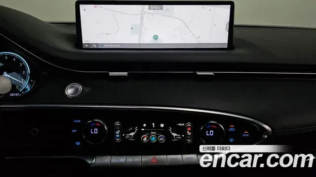 Genesis GV70 2022 — Şəkil 19/35