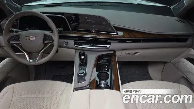 Cadillac Escalade 2024 — ფოტო 35/35