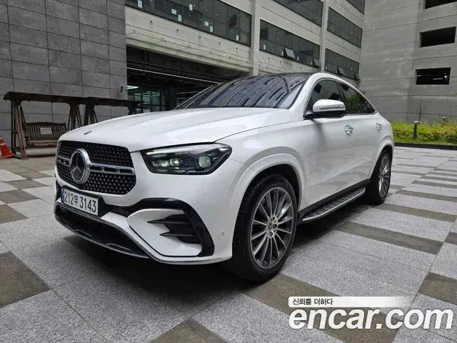 Mercedes-Benz GLE-Class 2023 — Фото 1/20