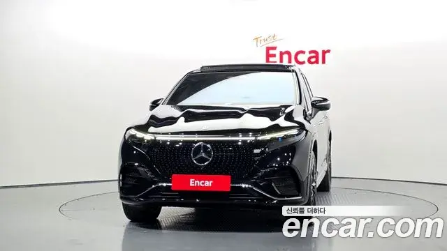 Mercedes-Benz EQS SUV 2023 — ფოტო 14/20