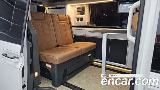 Hyundai Staria 2024 — Фото 11/20