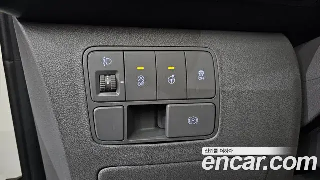 Hyundai Staria 2024 — Фото 13/20