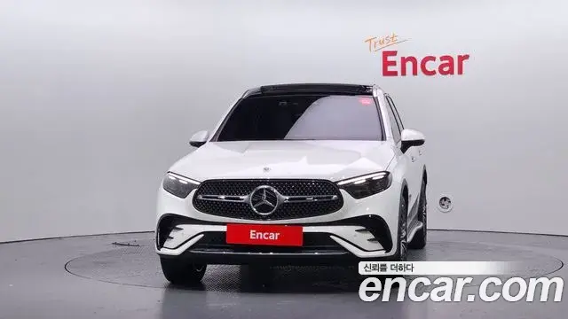 Mercedes-Benz GLC-Class 2024 — Фото 2/20