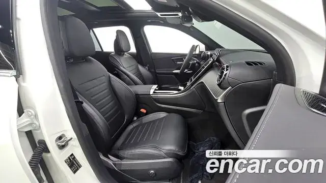 Mercedes-Benz GLC-Class 2024 — ფოტო 8/33