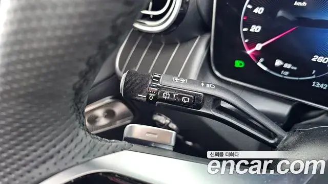 Mercedes-Benz GLC-Class 2024 — ფოტო 21/33
