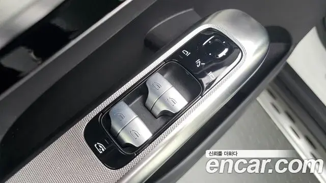 Mercedes-Benz GLC-Class 2024 — ფოტო 10/33