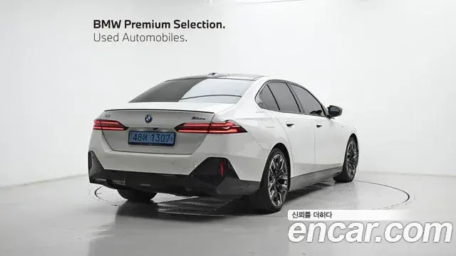 BMW i5 2023 — Şəkil 8/20