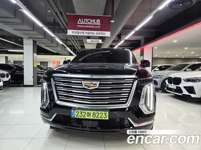 Cadillac Escalade 2025 — Photo 1/20
