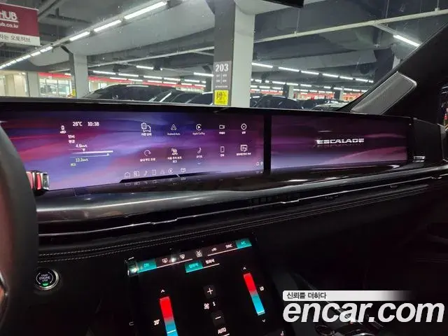 Cadillac Escalade 2025 — Photo 6/20