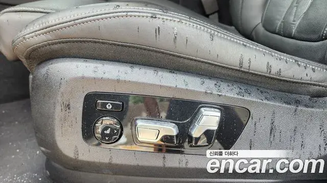 BMW X6 2024 — Photo 8/19