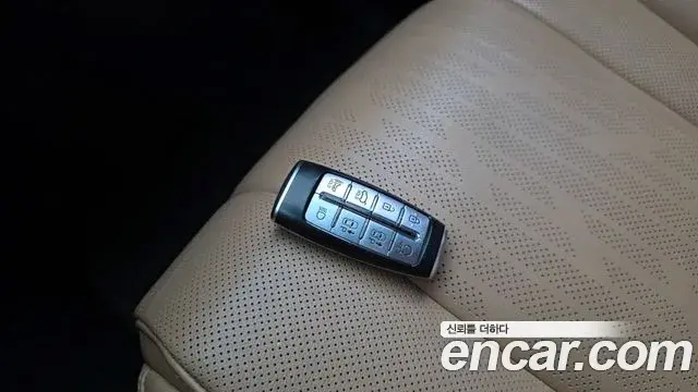 Genesis GV80 2020 — ფოტო 17/40