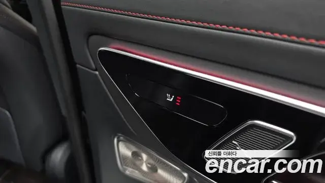 Mercedes-Benz GLC-Class 2025 — Фото 19/20