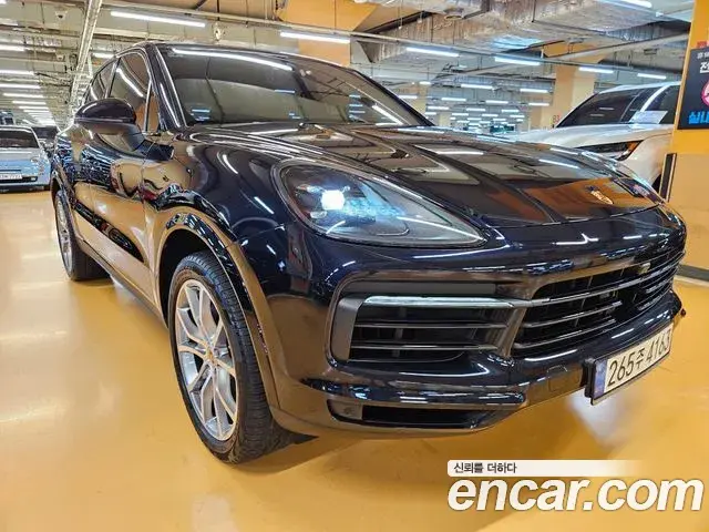 Porsche Cayenne 2019 — Фото 1/20