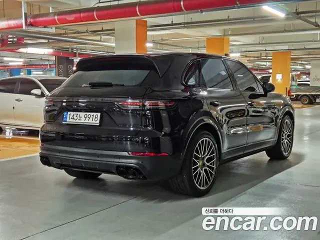 Porsche Cayenne 2022 — Şəkil 12/20