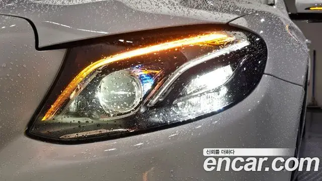 Mercedes-Benz E-Class 2020 — Şəkil 3/37