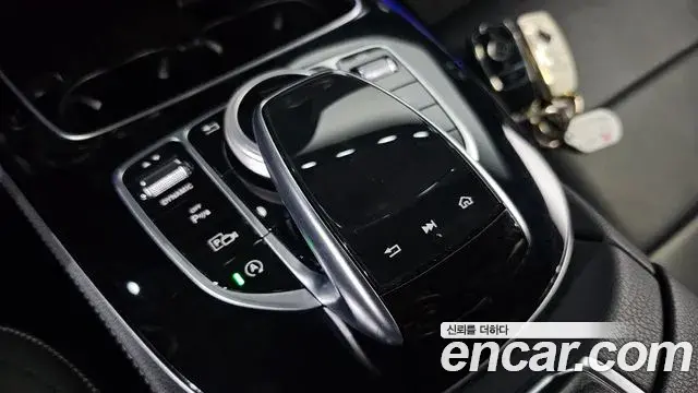 Mercedes-Benz E-Class 2020 — Şəkil 1/37