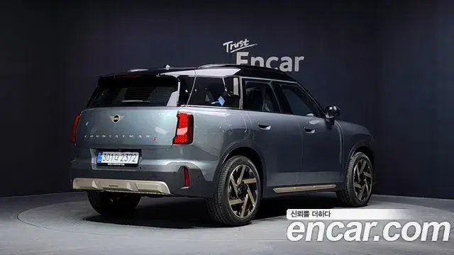 Mini Cooper S Countryman 2026 — Фото 2/20