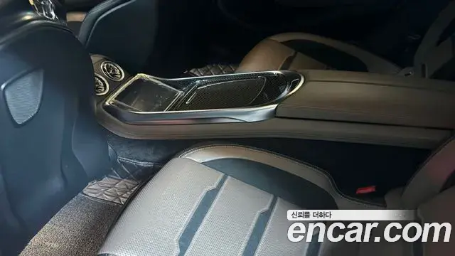 Mercedes-Benz AMG GT 2020 — ფოტო 1/13