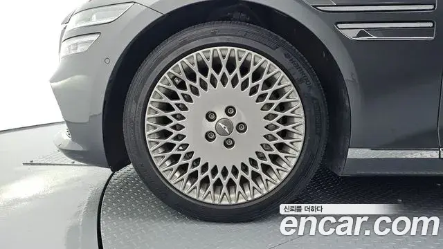Genesis G80 2021 — Photo 17/20