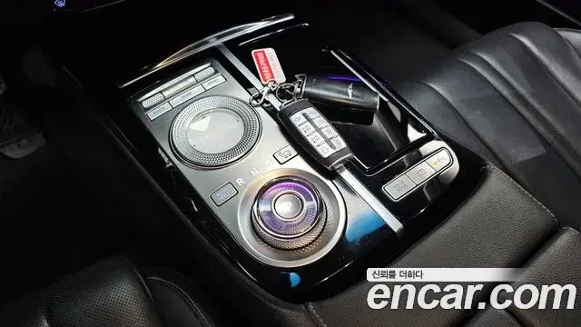 Genesis G80 2021 — Photo 11/20